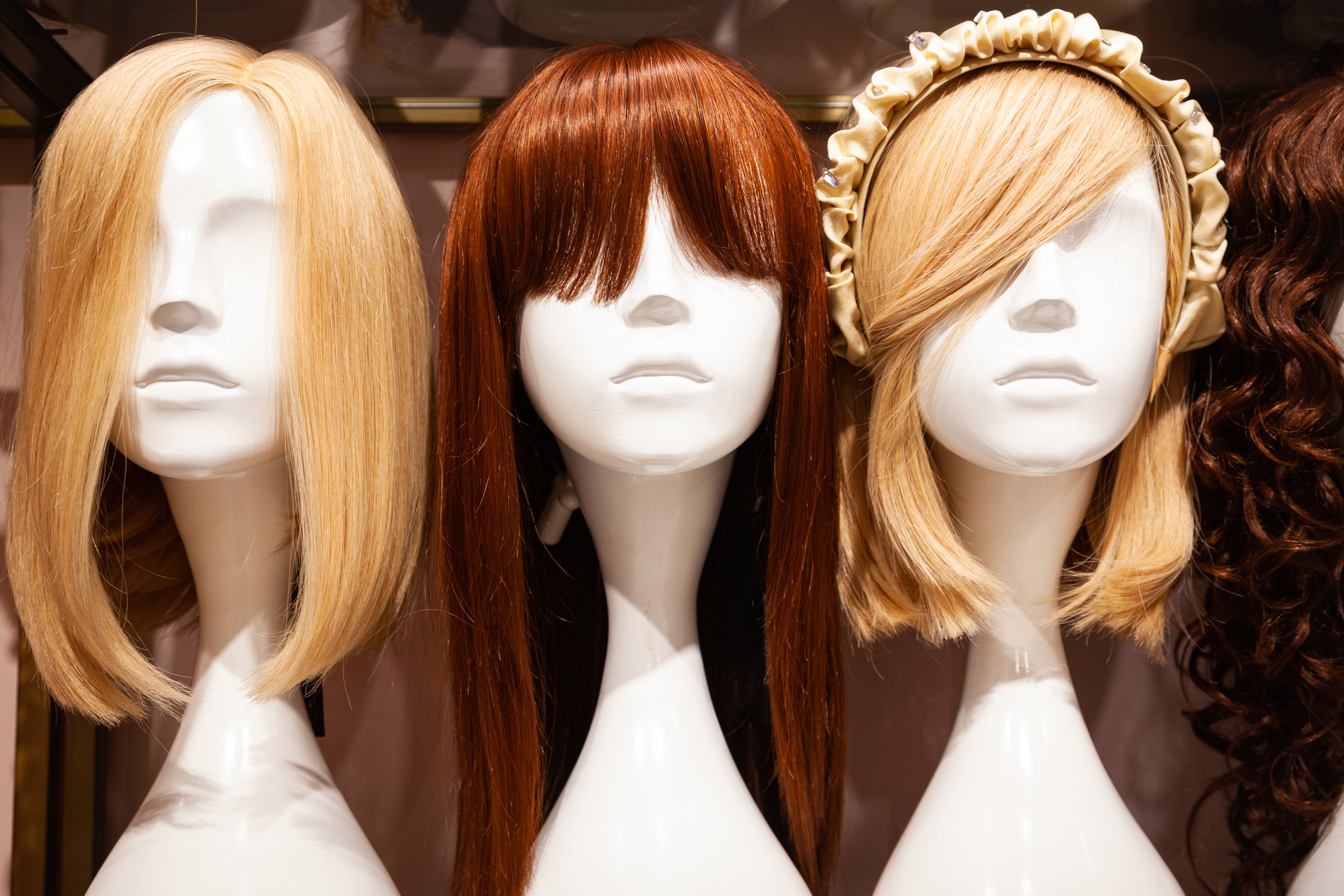Hair Extensions & Wigs - Simples Market