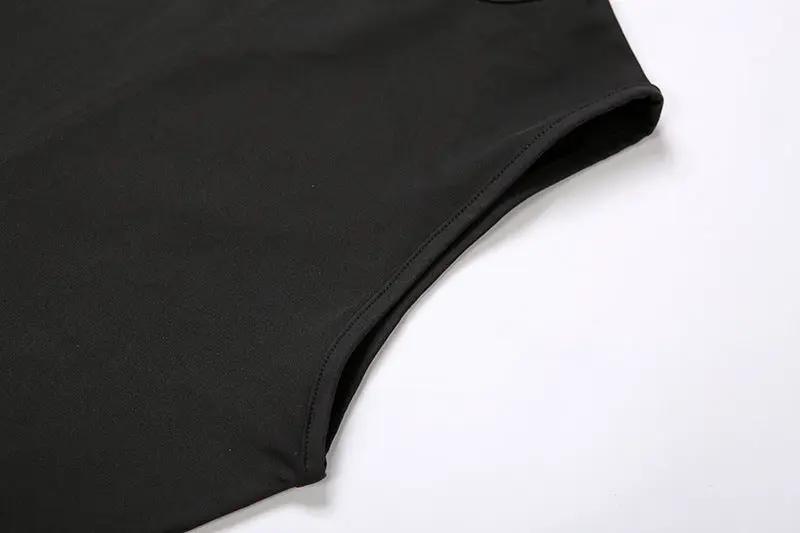 Simples Market black sleeveless jumpsuit leg opening close-up, slim activewear