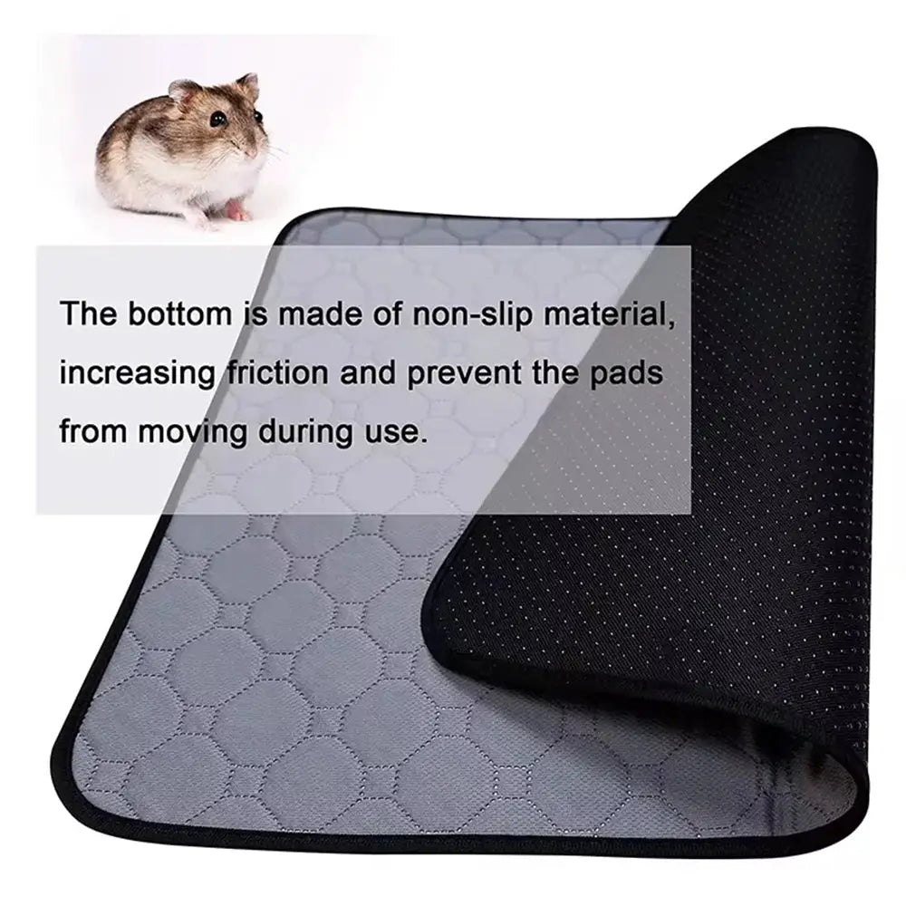 Guinea pig cage lining pad by Simples Market; gray top, black non-slip underside, washable and reusable