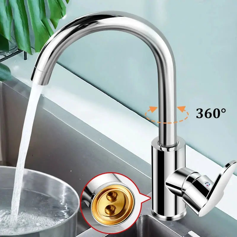Simples Market chrome kitchen faucet with gooseneck spout, 360° swivel, single lever for hot and cold water.