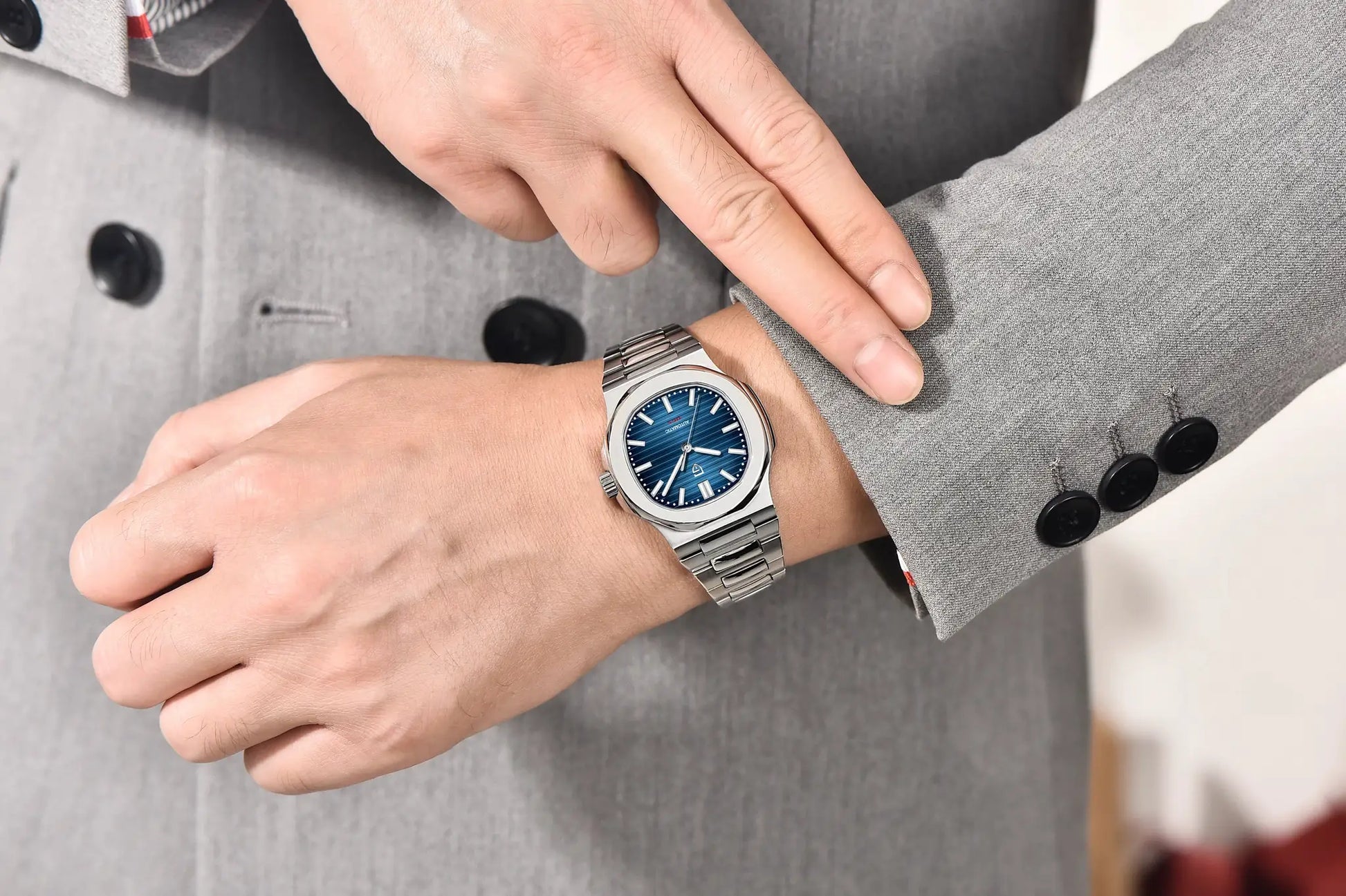 PAGANI DESIGN 40mm stainless steel men's watch with blue dial and sapphire glass, automatic movement
