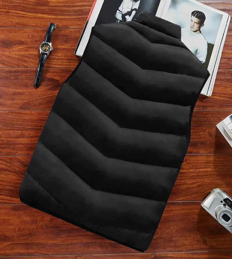 Men's black sleeveless puffer vest with thermal padding, casual waistcoat