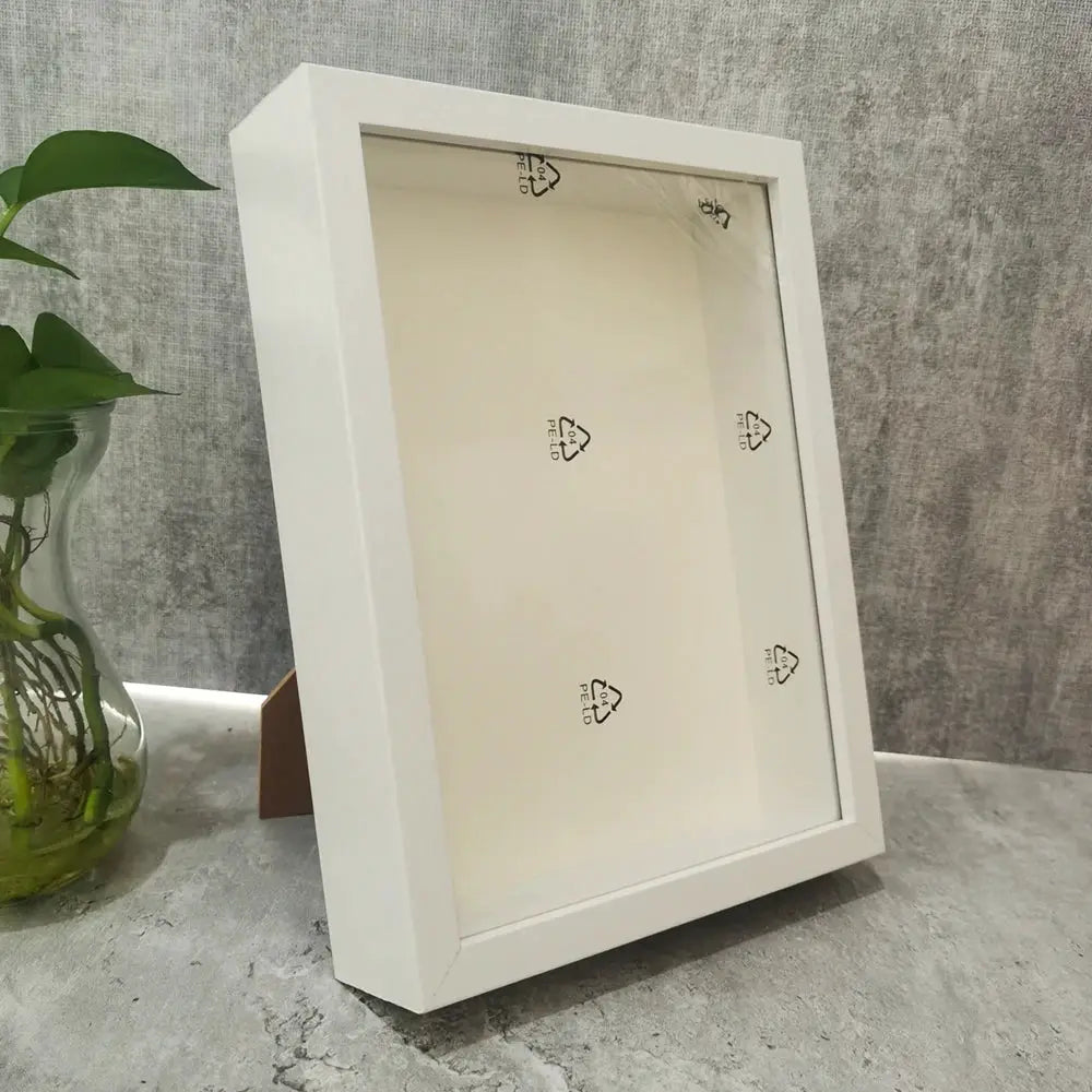 Shadow box depth 3cm, white wooden photo frame for displaying three-dimensional works.