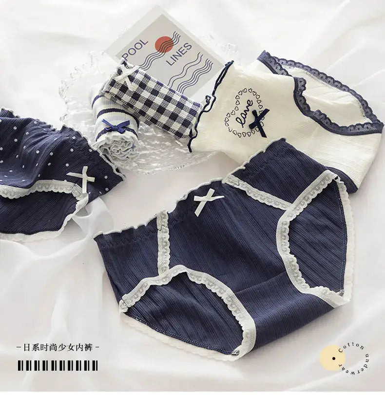 Cotton women's underwear set of 3: navy mid-waist panties with white lace trim and bows