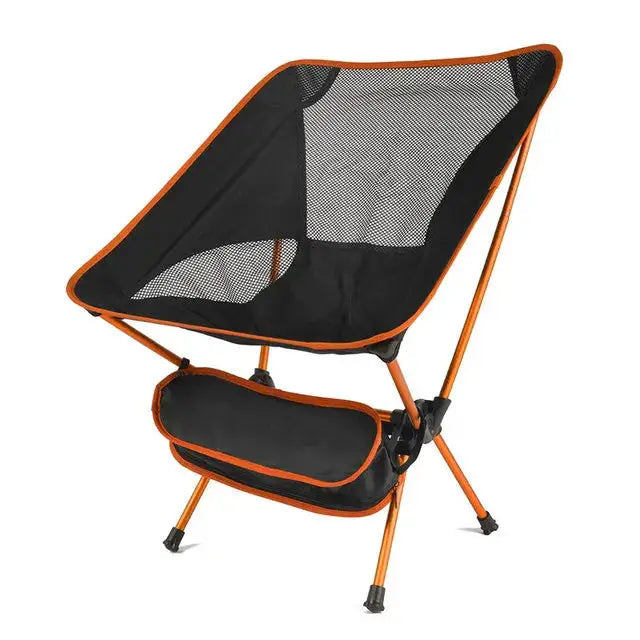 Ultralight folding chair by Simples Market with orange frame, black mesh seat, attached storage pouch