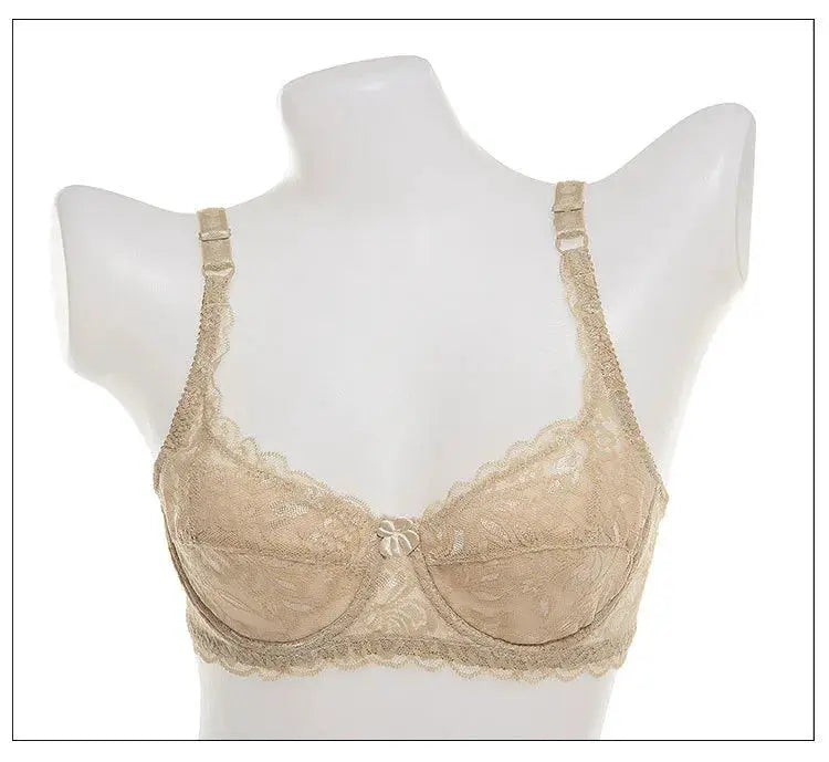 Women's lace underwire push-up bra in nude by Simples Market