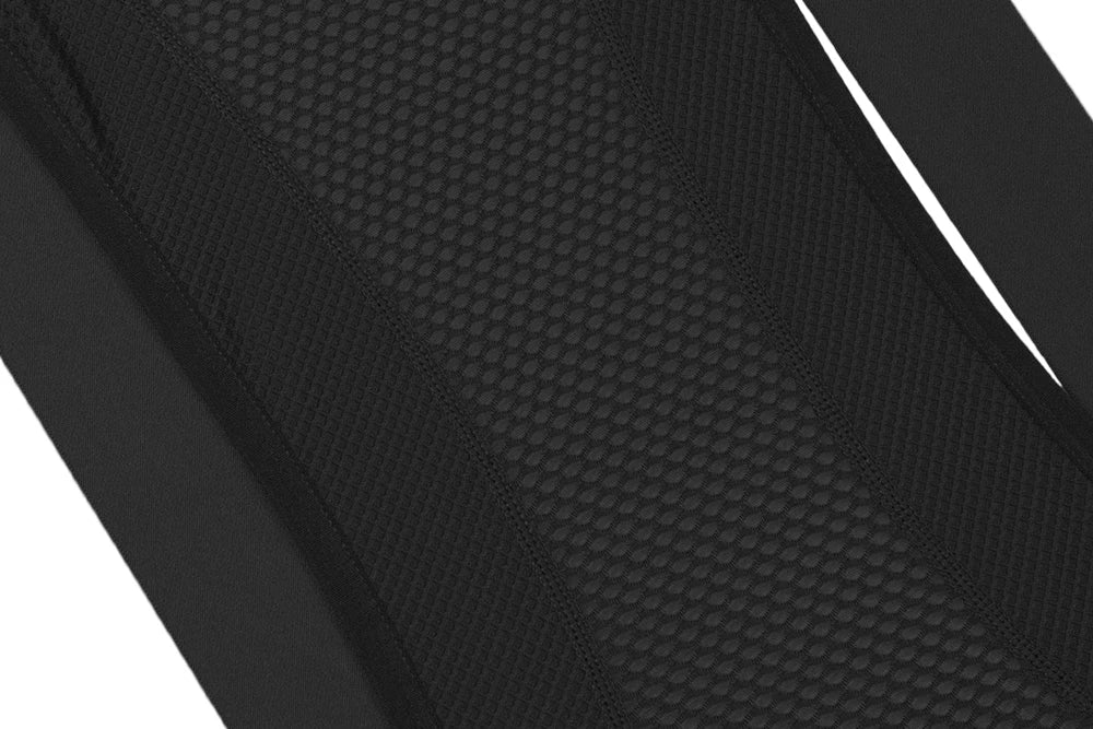 RION cycling shorts for men, black with textured mesh panels