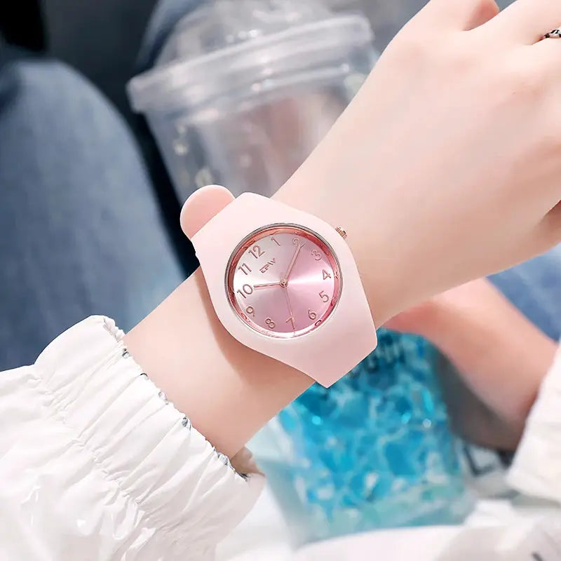 TPW Full Size 40mm Quartz Watch For Women With Japanese Movement And Skin Friendly Silicone Strap