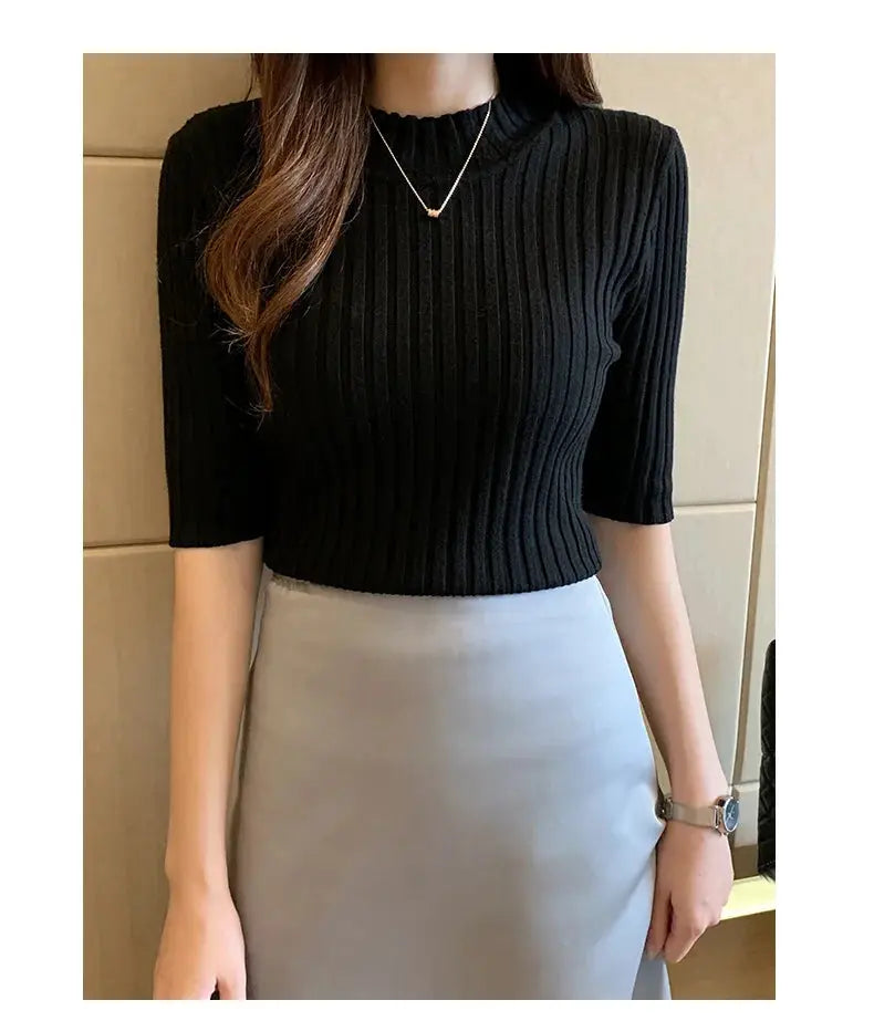 Simples Market black ribbed knit short-sleeve blouse for women