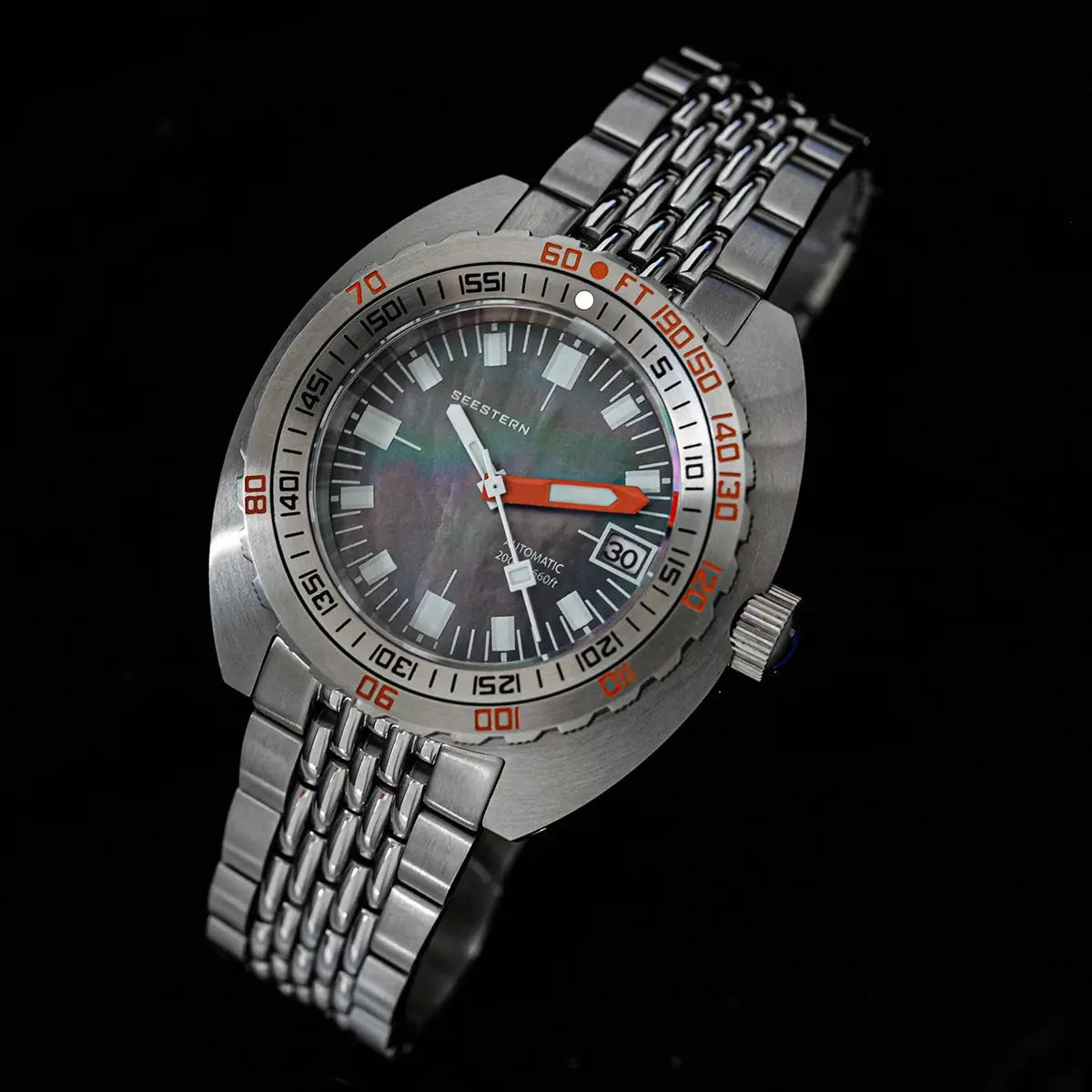 Seestern men’s diver watch with stainless steel bracelet, orange bezel accents, date window, 200m water resistance