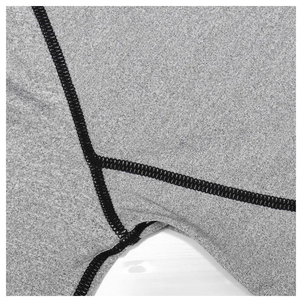 Men's quick-dry long-sleeve compression shirt in gray with black flatlock seams