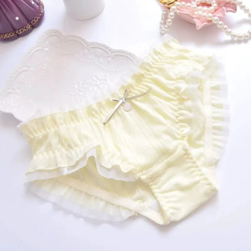 Panties by Simples Market, pale yellow cotton with ruffle and bow, breathable