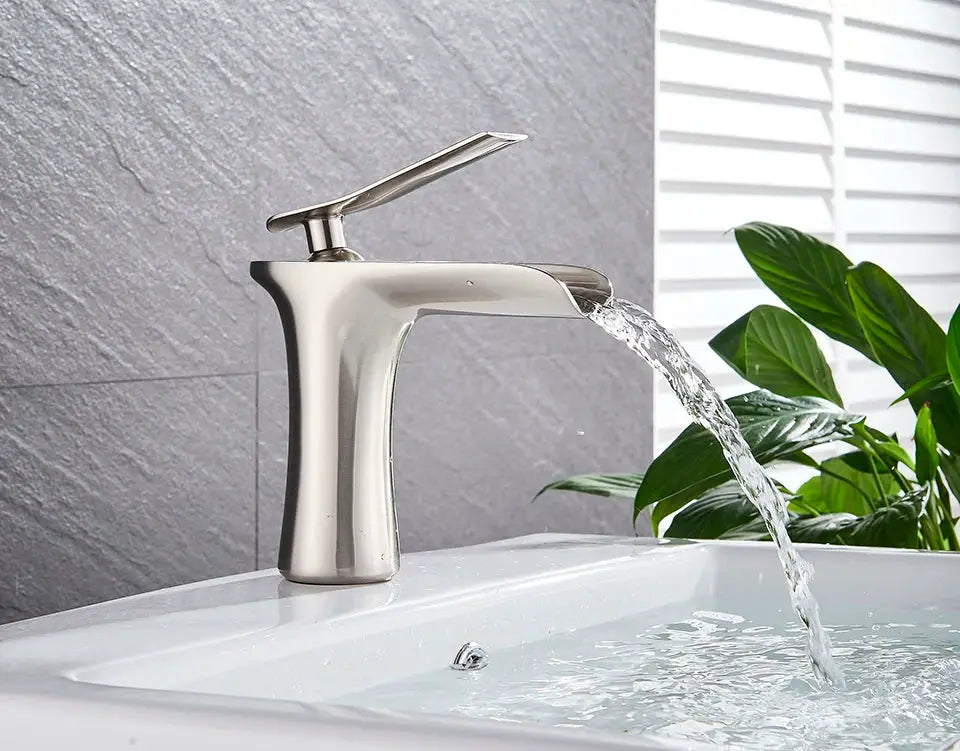 Basin faucet by Simples Market, chrome finish, single-handle waterfall bathroom mixer tap