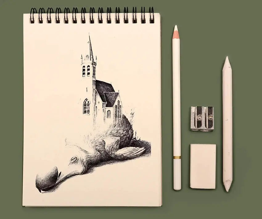 SeamiArt 3-piece white charcoal pencil set for sketching; includes soft, medium, and hard pencils for art and drawing.