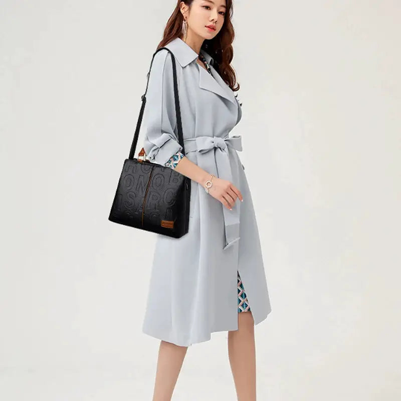 Simples Market PU leather crossbody bag in black with shoulder strap
