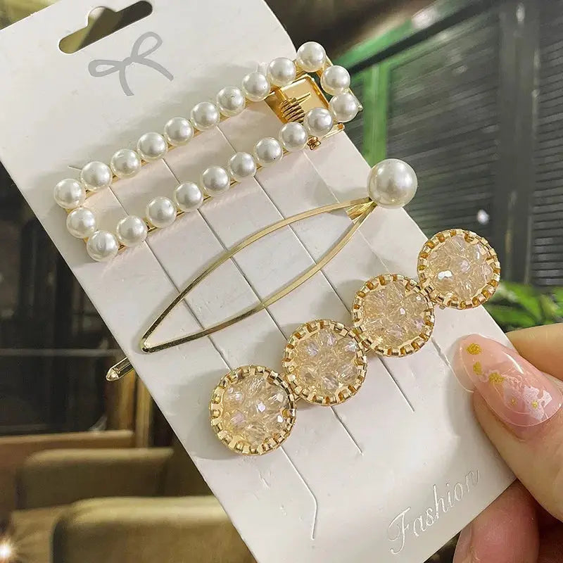Korean Inspired Luxe Pearl Hair Clips With Geometric Alloy And Plastic Pins For Women Secure Fashion Accessory