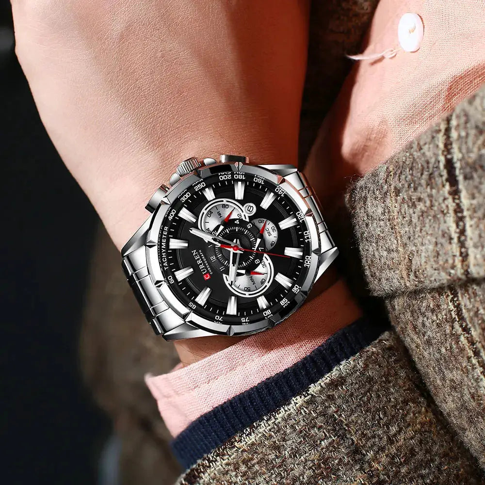Relógio Curren masculino em aço inoxidável com mostrador preto, cronógrafo e pulseira metálica.