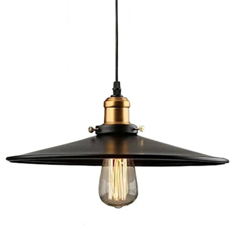 Simples Market E27 vintage pendant lamp with lacquered black iron umbrella shade and brass socket.