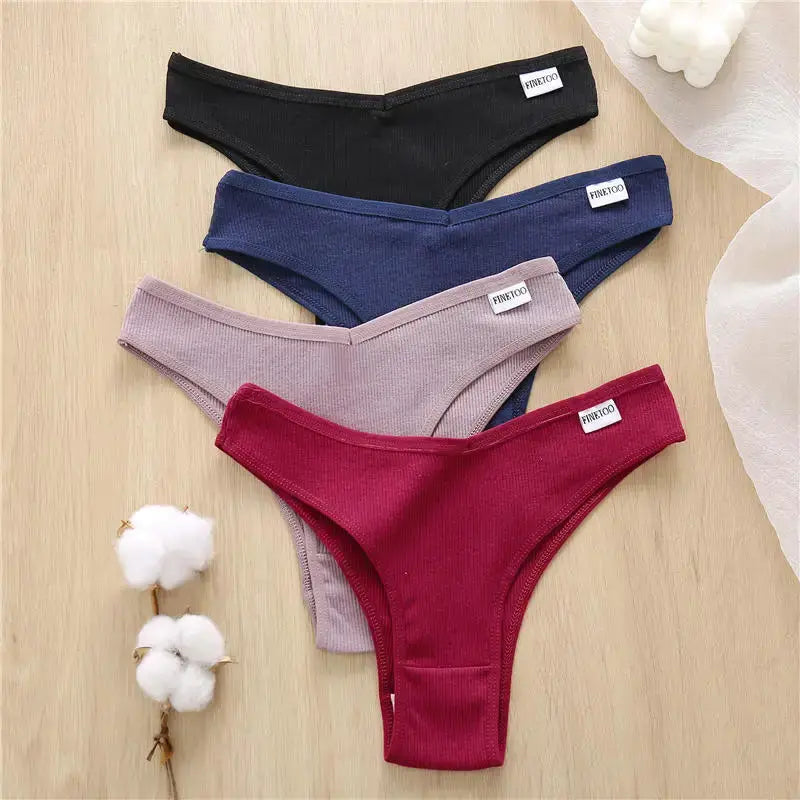 Cotton thong panties set, 5 pieces by Finetoo for women in black, navy, mauve, pink, red