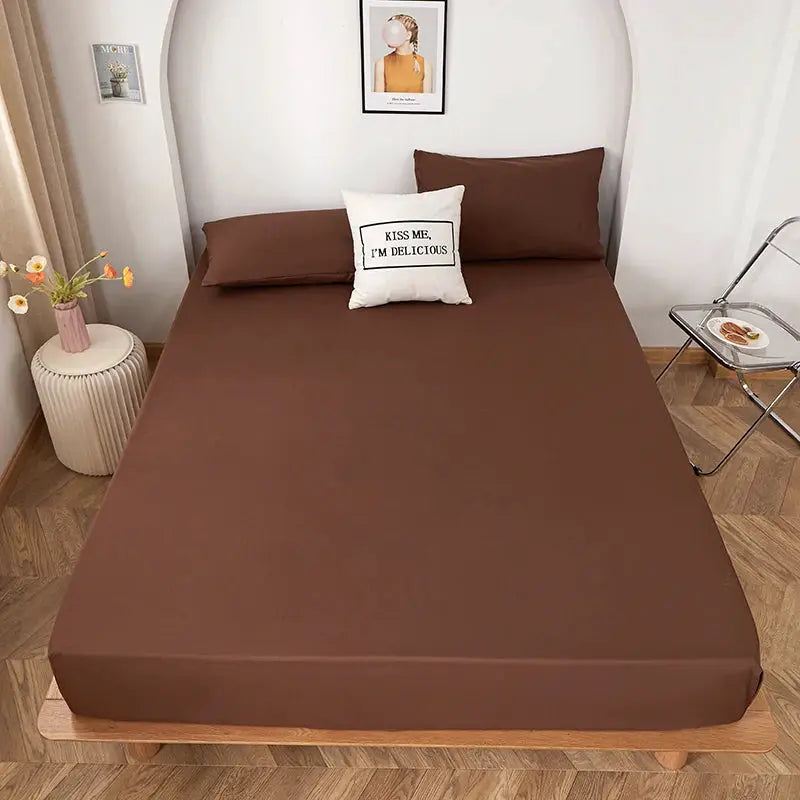 Simples Market fitted brown bed sheet, solid color 100% polyester with elastic edges