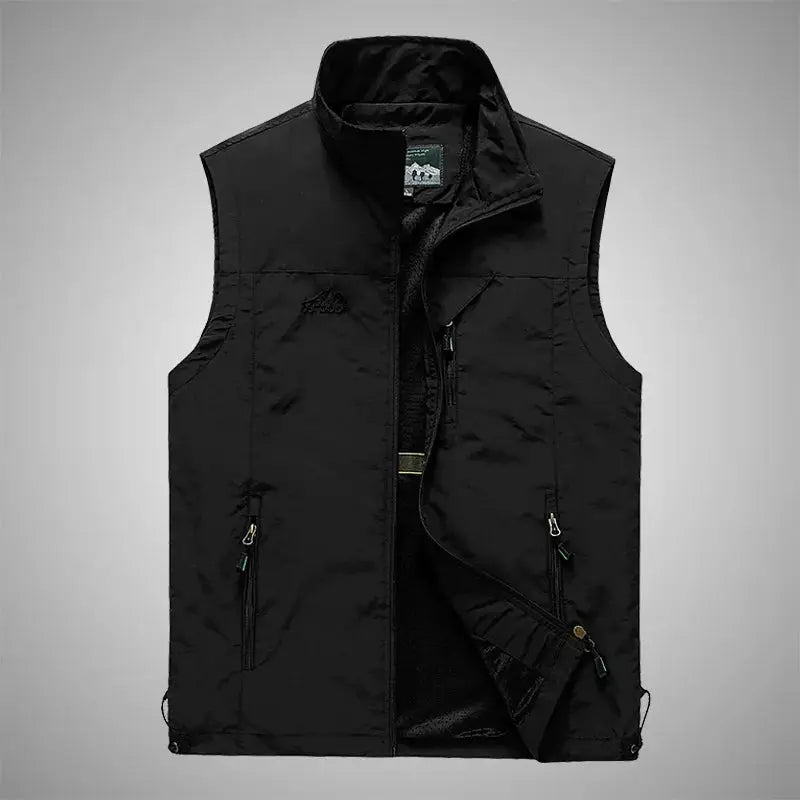 FGKKS men's black waistcoat with zip pockets for outdoor use from Simples Market