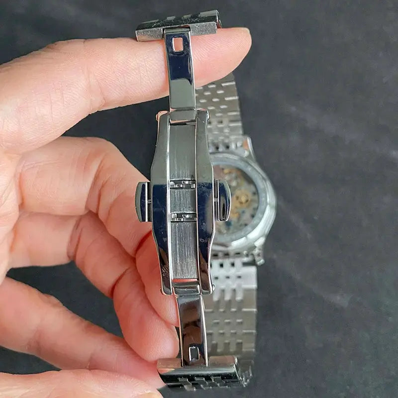 Limited Edition Pilot Mechanical Watch by Simples Market with stainless steel bracelet and transparent case back