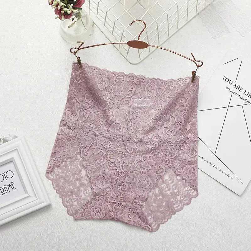 Seamless lace high-waist shapewear panties in pink mauve by Simples Market