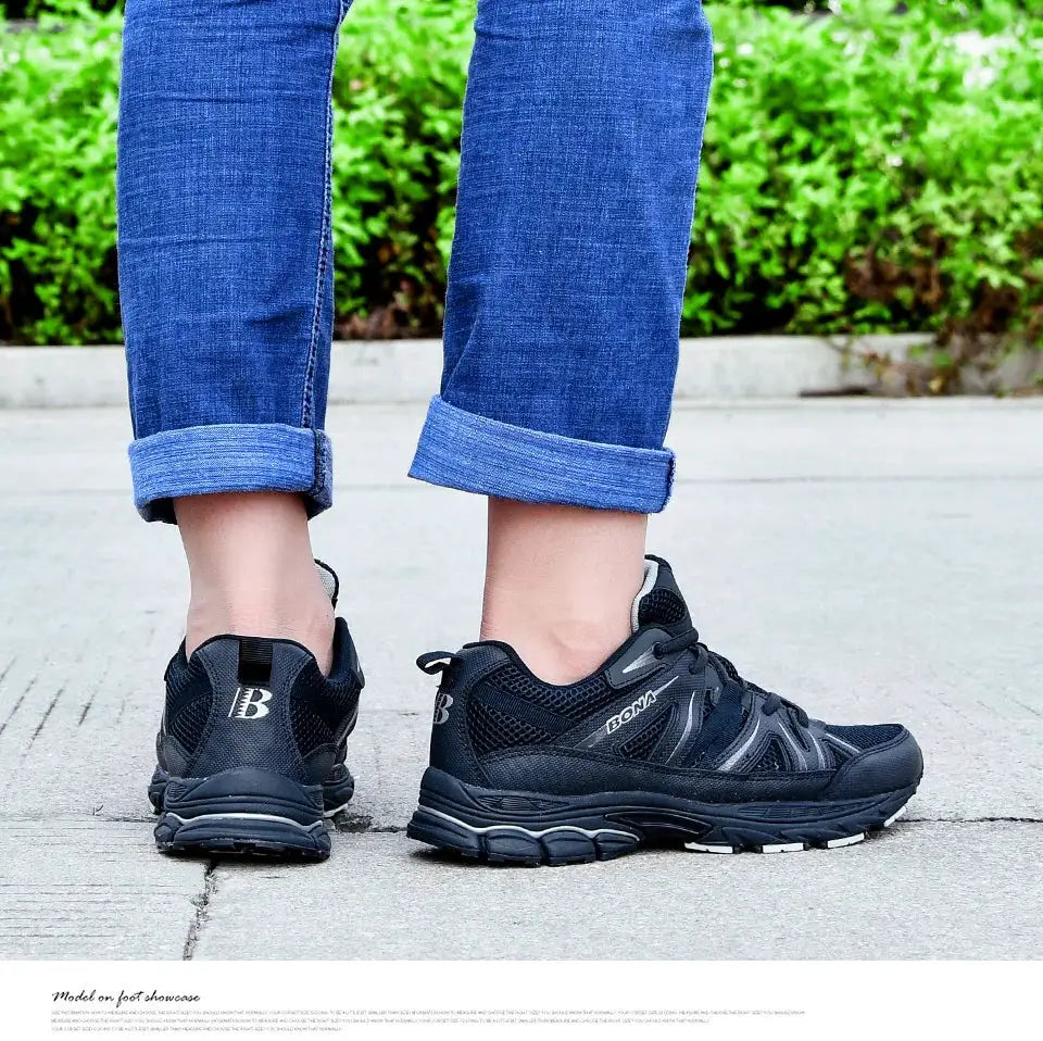 BONA men's running shoes with black mesh upper and lace-up design