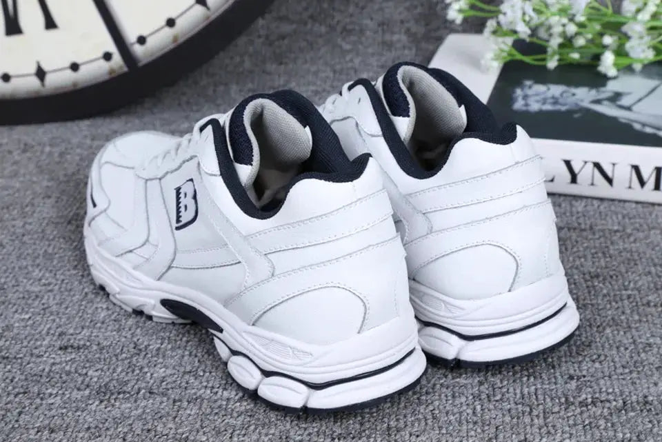 BONA New Arrival Classics Style men's running shoes by Simples Market, white lace-up sneakers with navy lining.
