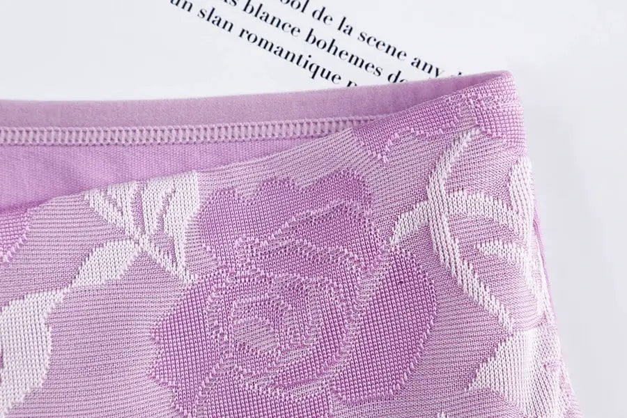 Simples Market women's cotton high-waist panties in purple floral jacquard fabric, close-up view
