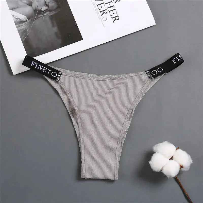 Gray ribbed low-waist thong underwear for women with black Fineto waistband