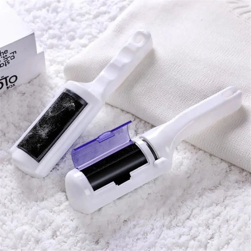 Simples Market lint remover brush pair, white handheld electrostatic clothes hair remover, with purple transparent cover