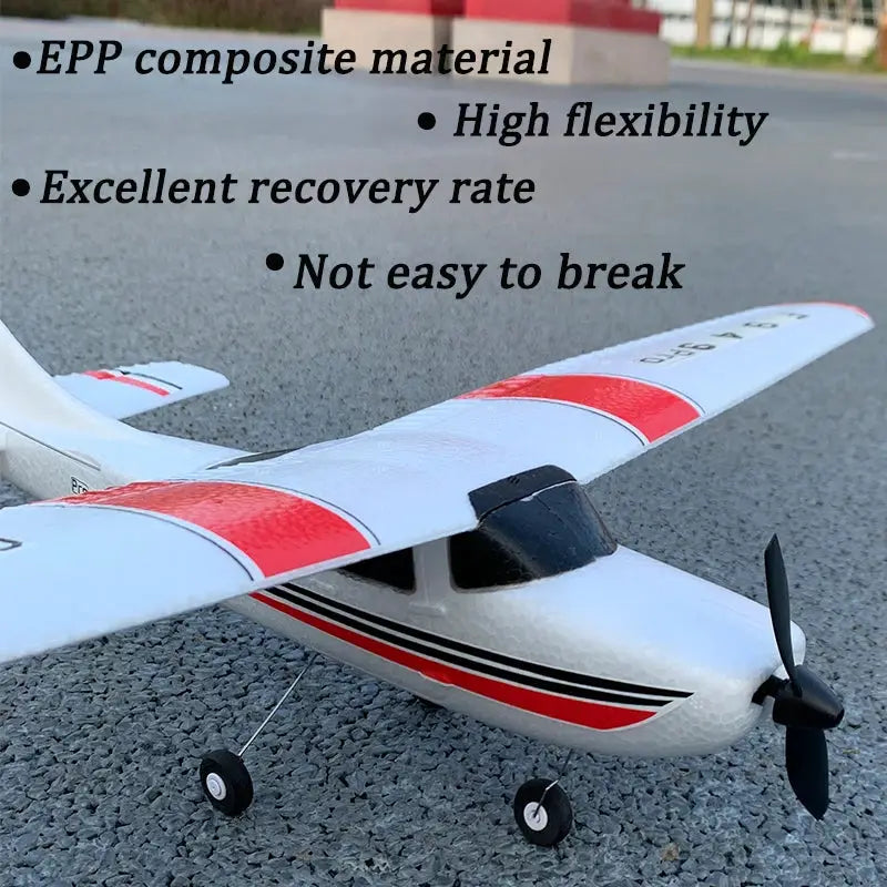 RC airplane by Simples Market: WLtoys F949 Cessna 182-style fixed-wing model, white with red stripes and propeller