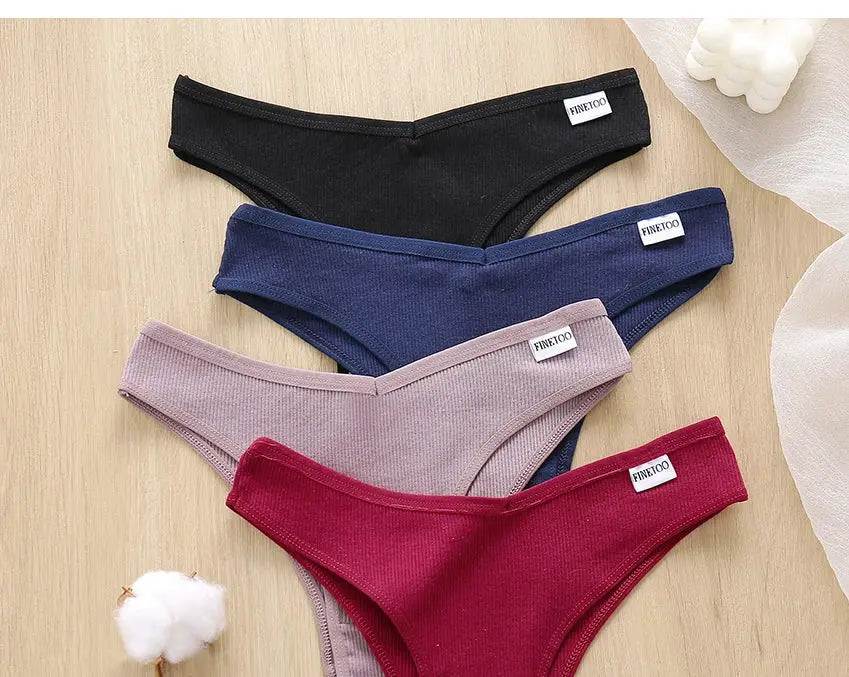 5-pack cotton bikini panties for women in black, blue, pink, taupe and red by Simples Market