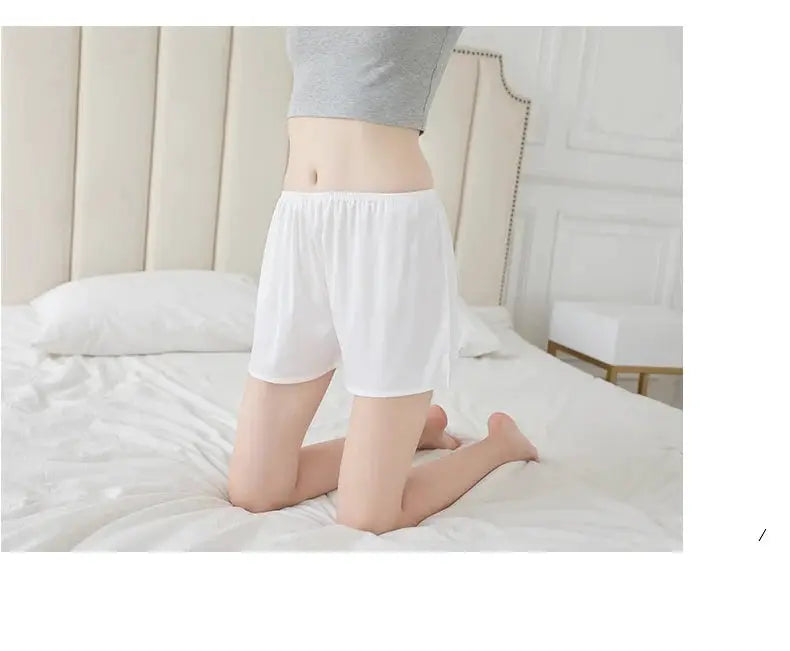 Simples Market SuyaDream silk shorts for women, white with elastic waistband, homewear