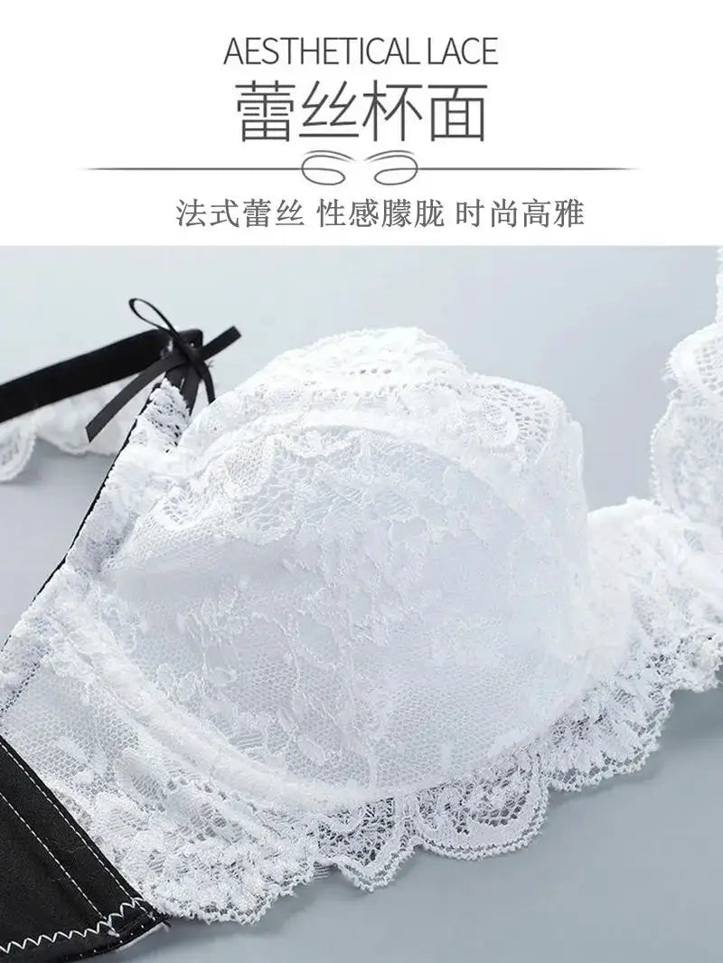 Lace push-up bra white with black band from Simples Market, Aesthetic Lace lingerie.