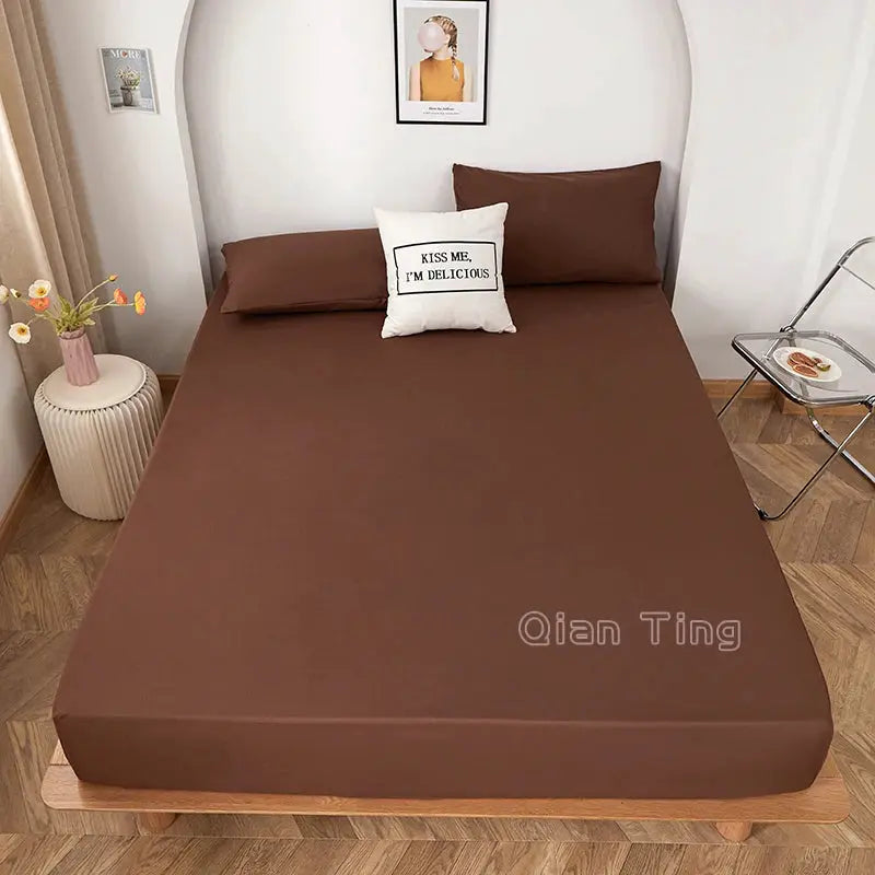 Brown fitted bed sheet, solid color, 100% polyester with elastic edge