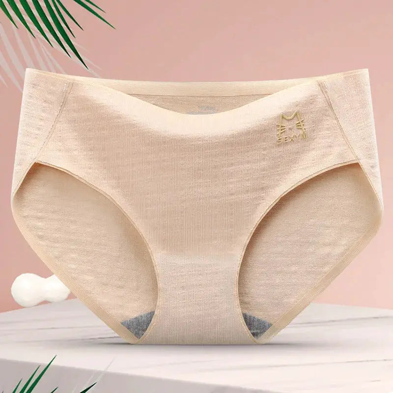 Panties beige cotton seamless, women's underwear by Simples Market.