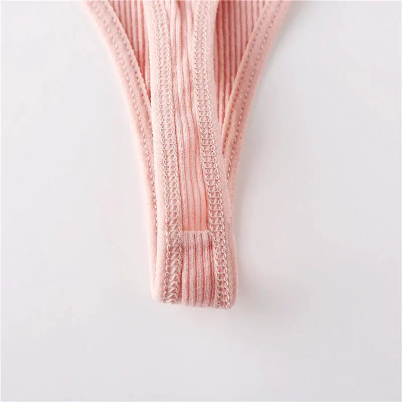 3-piece pink cotton thong set by Simples Market, low-rise G-string underwear for women, breathable lingerie