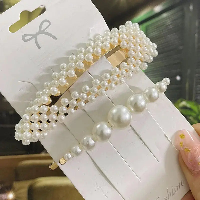 Korean Inspired Luxe Pearl Hair Clips With Geometric Alloy And Plastic Pins For Women Secure Fashion Accessory