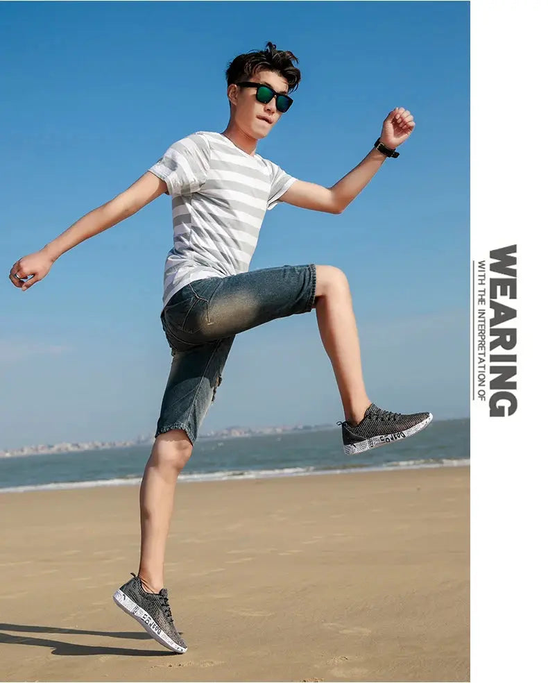 Simples Market men's aqua air-mesh sneakers with foam sole for casual beach and water footwear