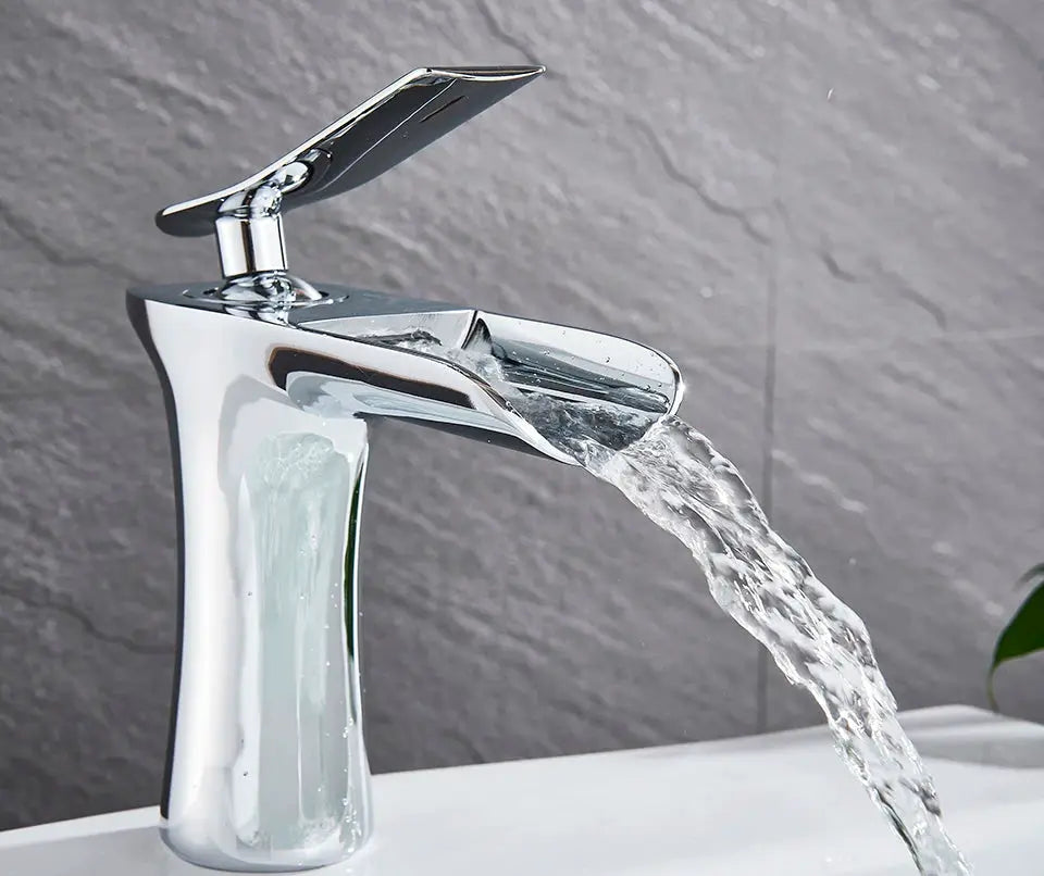 Basin waterfall faucet with single lever, chrome finish