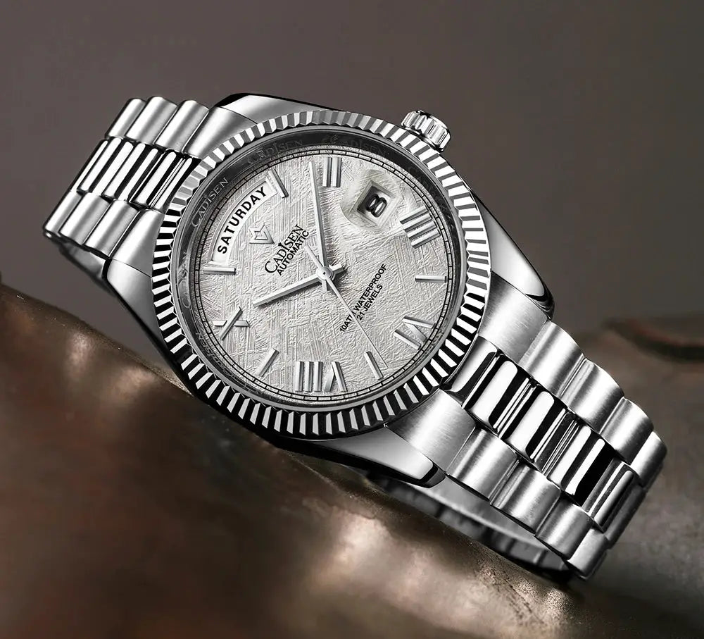 CADISEN men's automatic watch with meteorite dial, silver-tone stainless steel bracelet, day/date window