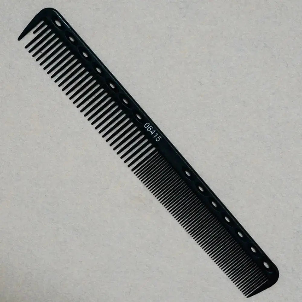 Professional carbon hair comb, heat-resistant with medium teeth, anti-static salon tool by Simples Market.