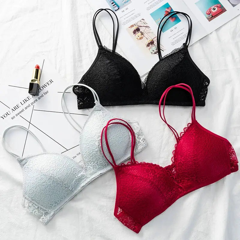 Simples Market women's lace bralette set: three wireless floral lace bras in black, white, and red