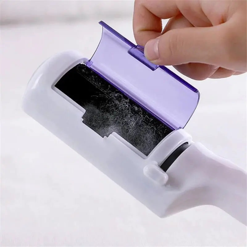 Simples Market electrostatic hair remover brush with purple lid, white handheld lint remover for clothing and upholstery