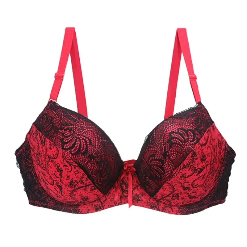 Push-up lace bra by Simples Market in red and black with adjustable straps