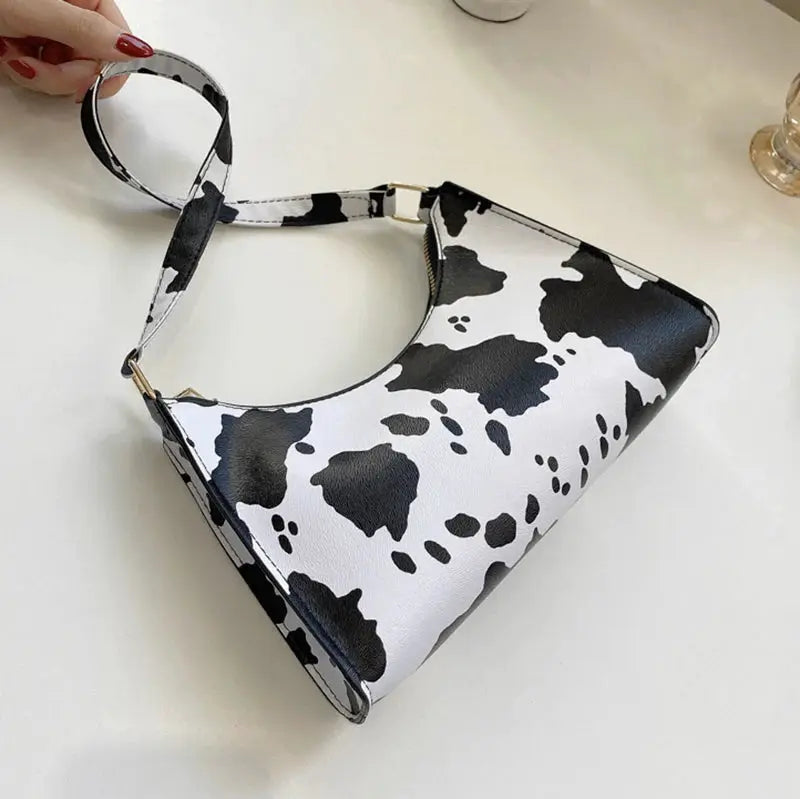 Shoulder bag in black-and-white zebra print, PU leather, Simples Market.