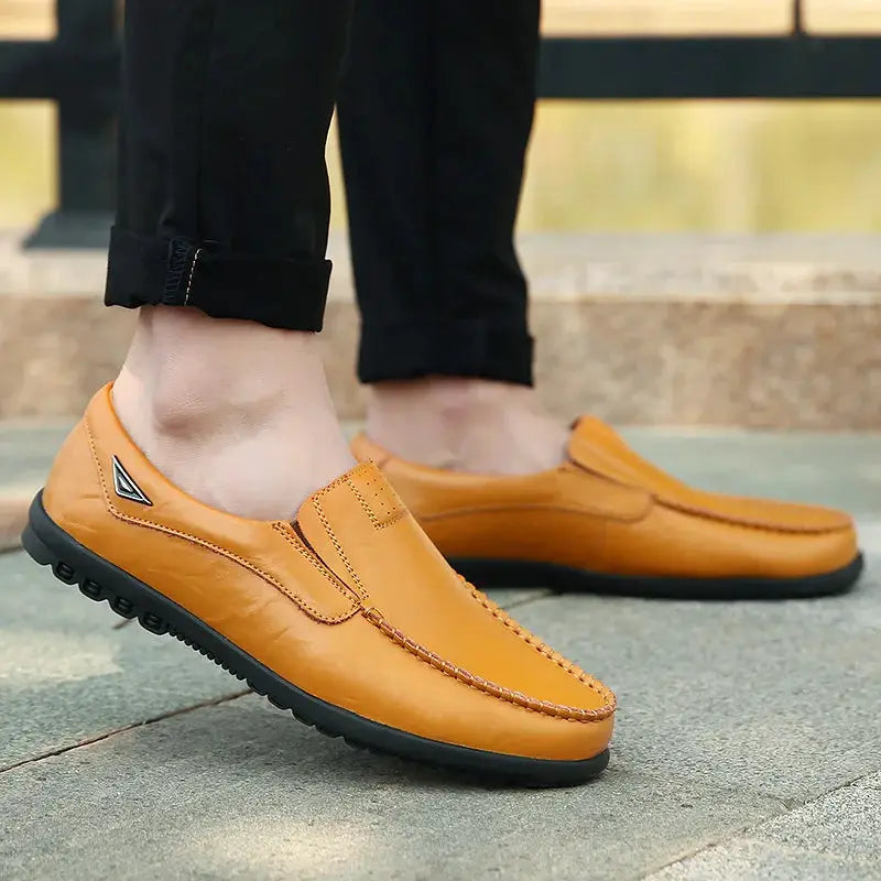 Simples Market tan genuine leather men's slip-on loafers with black outsole