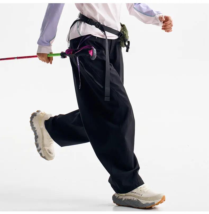 Ultra Loose Lightweight Outdoor Functional Pants Simples Market in black with wide-leg cargo pockets